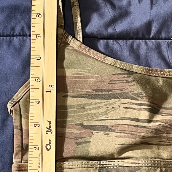 Alphalete Limitless Camo Sports Bra XS - Picture 8 of 9